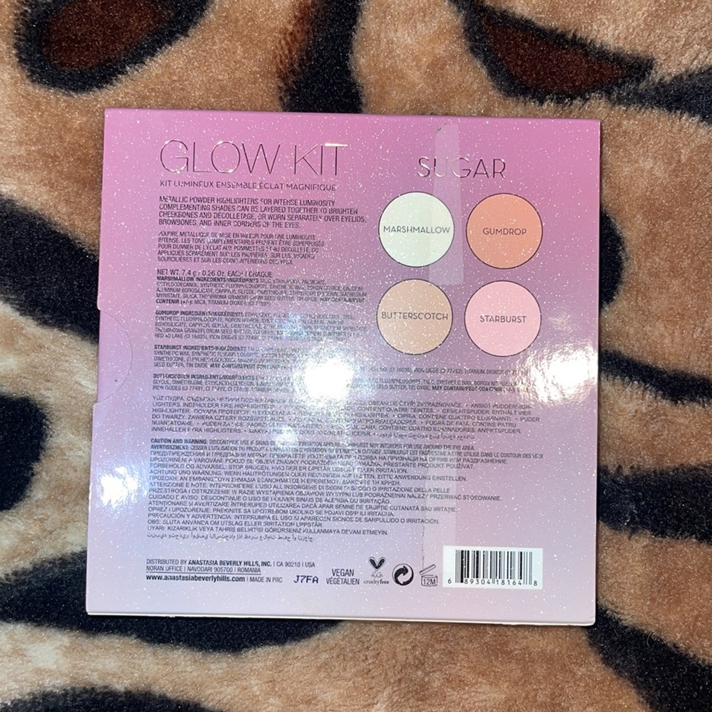 Anastasia Beverly Hills glow kit - Picture 2 of 4